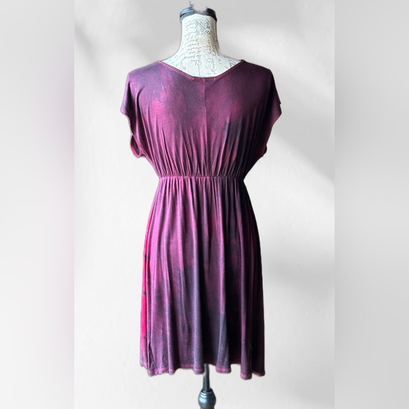 Forever 21 Deep V-Neck Tie-Dye Dress (M) Like New - Picture 4 of 8